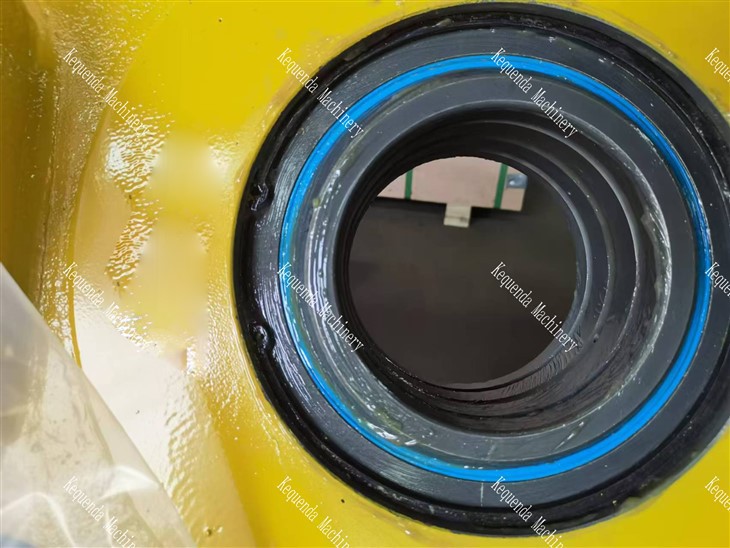 PC800 BUCKET CYLINDER