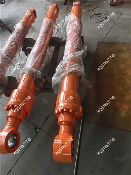 ZX230 Bucket Cylinder